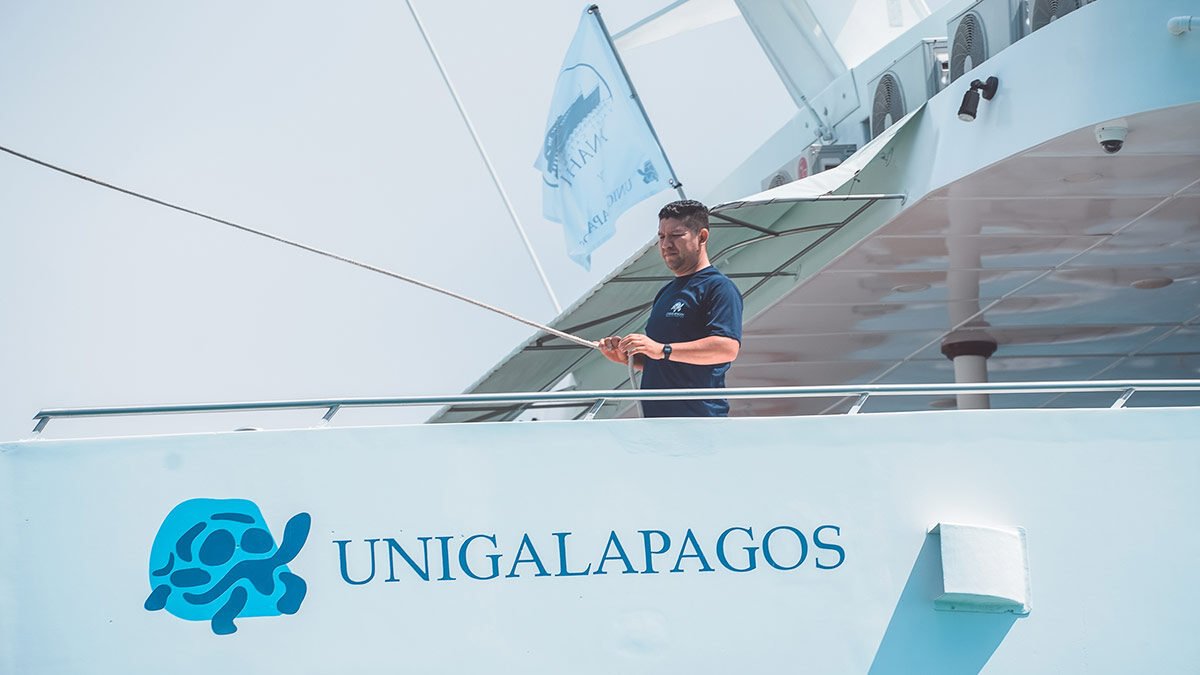 Tours de 15 días en Galápagos / 15 days tours in Galapagos