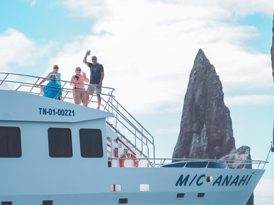 Vacaciones familiares en Galápagos, qué necesitas saber para planificar tu viaje / Family vacations in the Galapagos, what you need to know to plan your trip